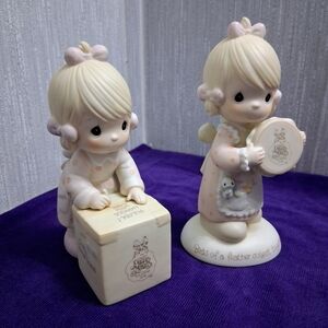 Precious Moments Pair 1986-87 Figurines Birds Of A Feather Sharing Is Universal